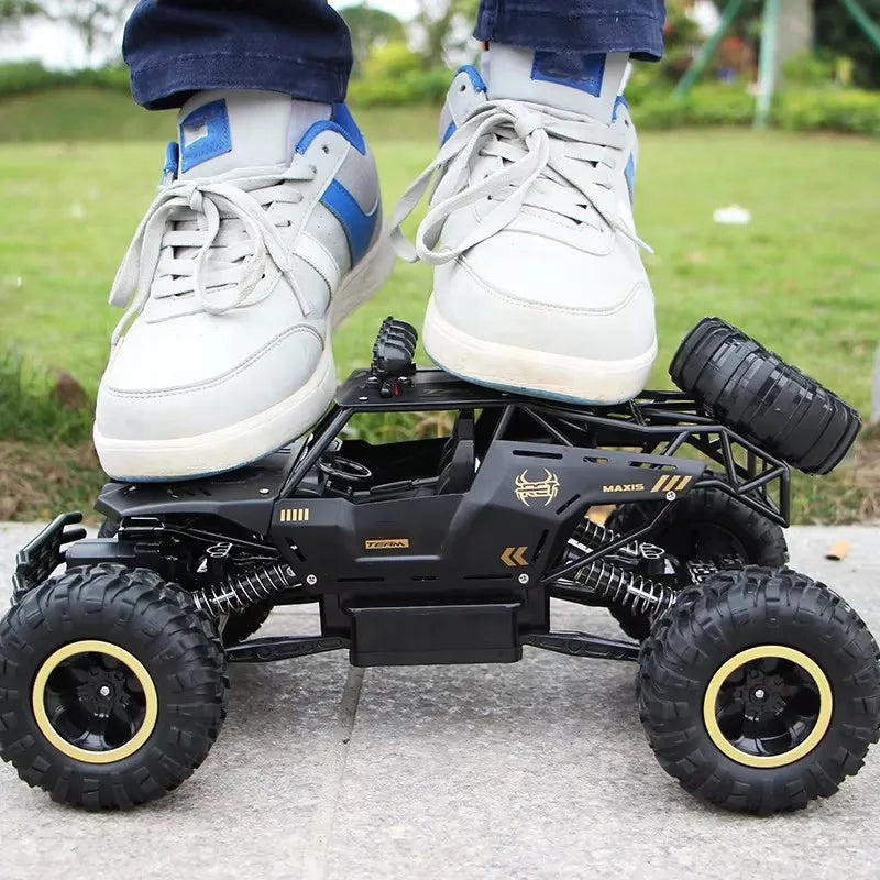 Oike RC Car Remote Control Climbing Vehicle Outdoor All Terrain Off-road Trucks 4WD Racing Drift Cars Toy Gift for Kids Adults
